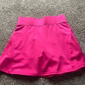pink tennis skirt !